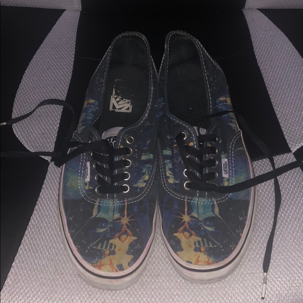 Star Wars X Vans - Picture 1 of 5
